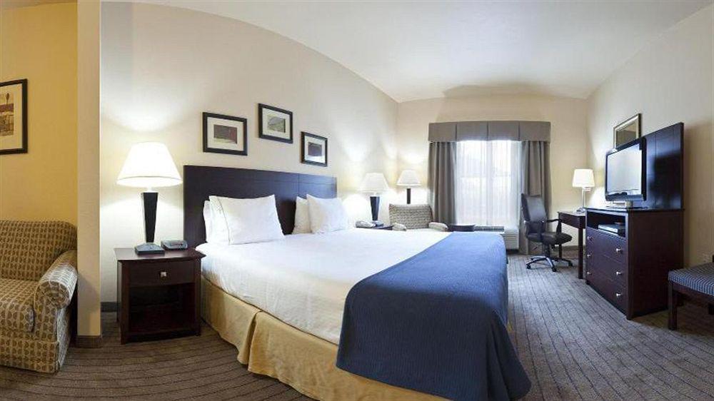Holiday Inn Express Hotel & Suites Marshall By Ihg Εξωτερικό φωτογραφία